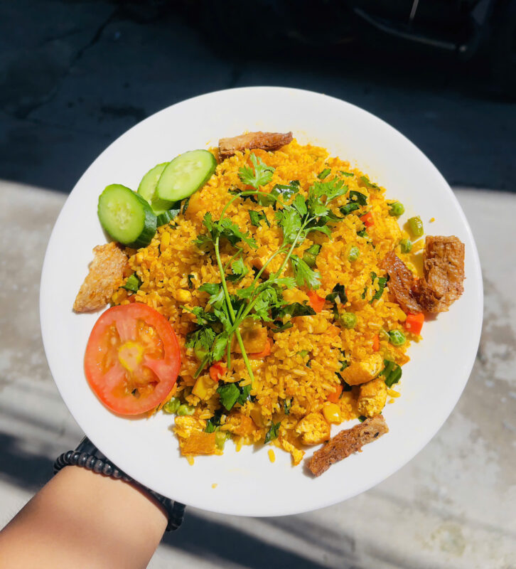 Quán Chay Gần Đây Tại Quận 3 – Tuệ Đăng Quang Có Gì Ngon?