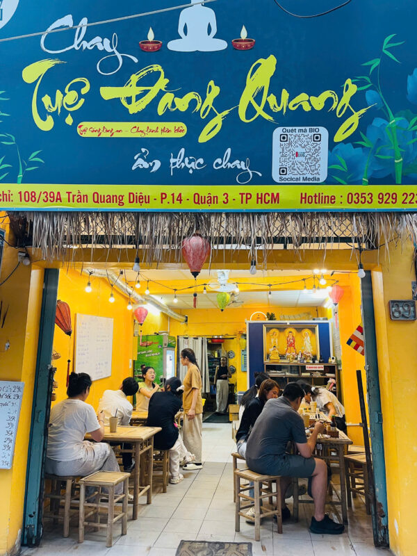 Chay Tuệ Đăng Quang | Quán Chay Ngon Quận 3 | Vegetarian Restaurant
