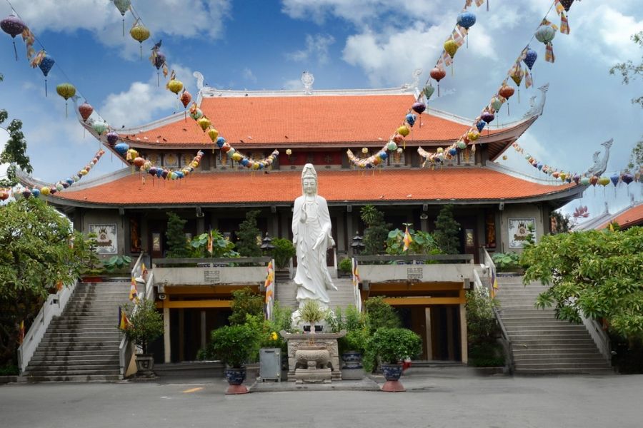 Quán Chay Ngon Gần Chùa Vĩnh Nghiêm