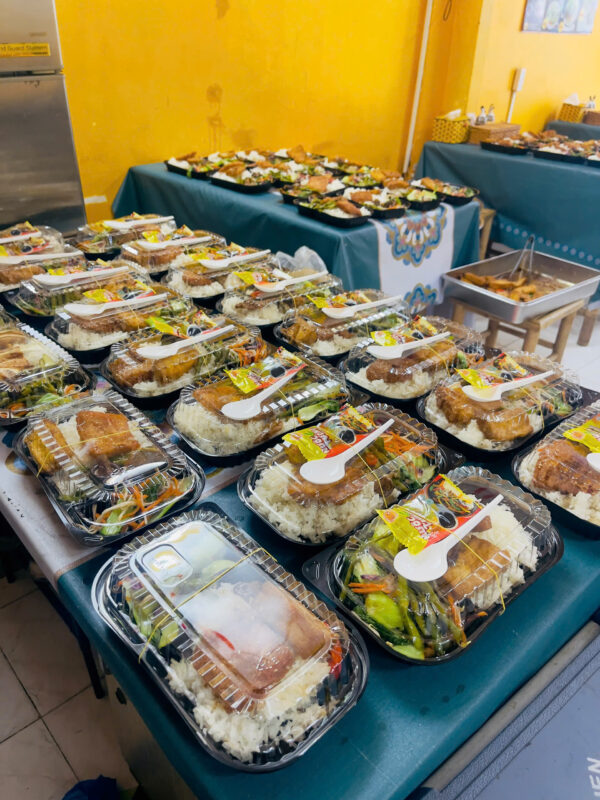 Cơm Chay Từ Thiện TP.HCM – Suất Ăn Yêu Thương Giá Tốt